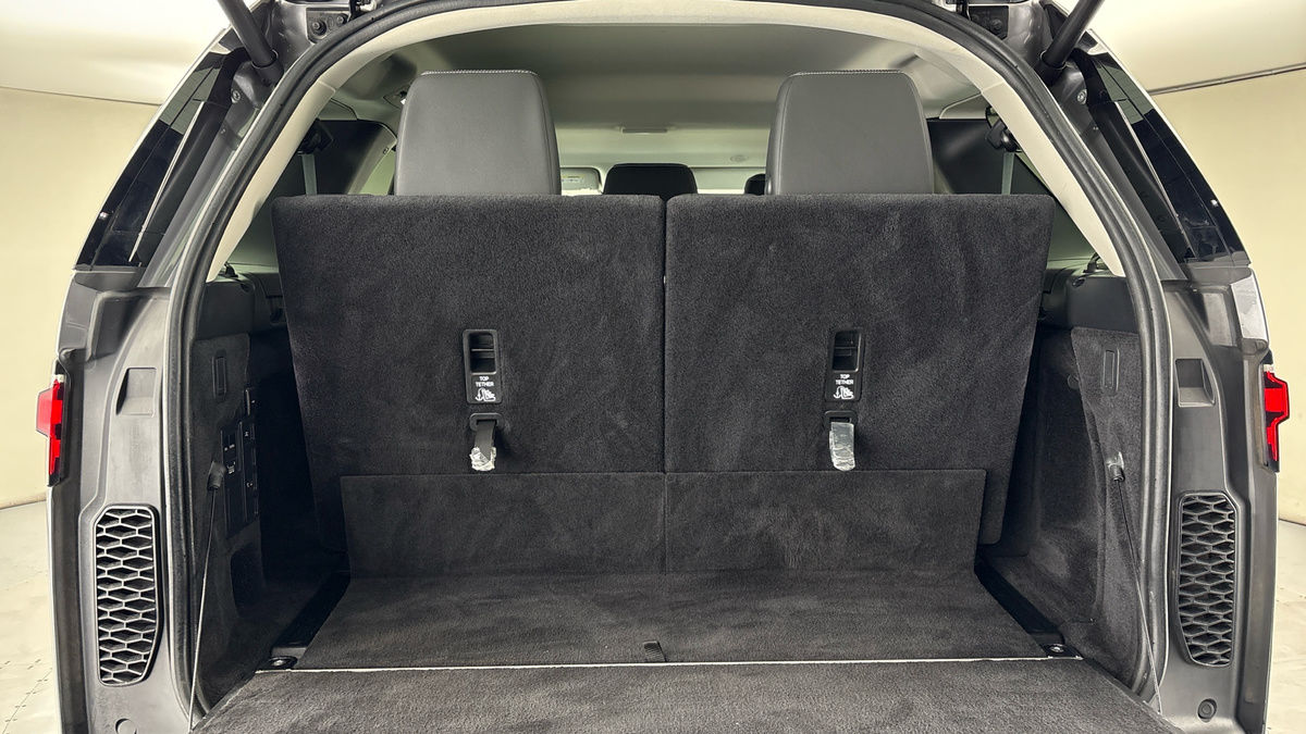 Used Land Rover Discovery 2022 for sale - 77836688: Photo 11