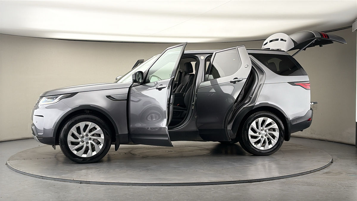 Used Land Rover Discovery 2022 for sale - 77836688: Photo 48