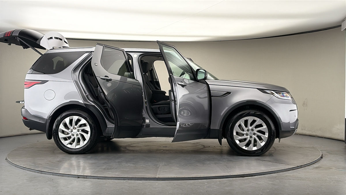 Used Land Rover Discovery 2022 for sale - 77836688: Photo 56