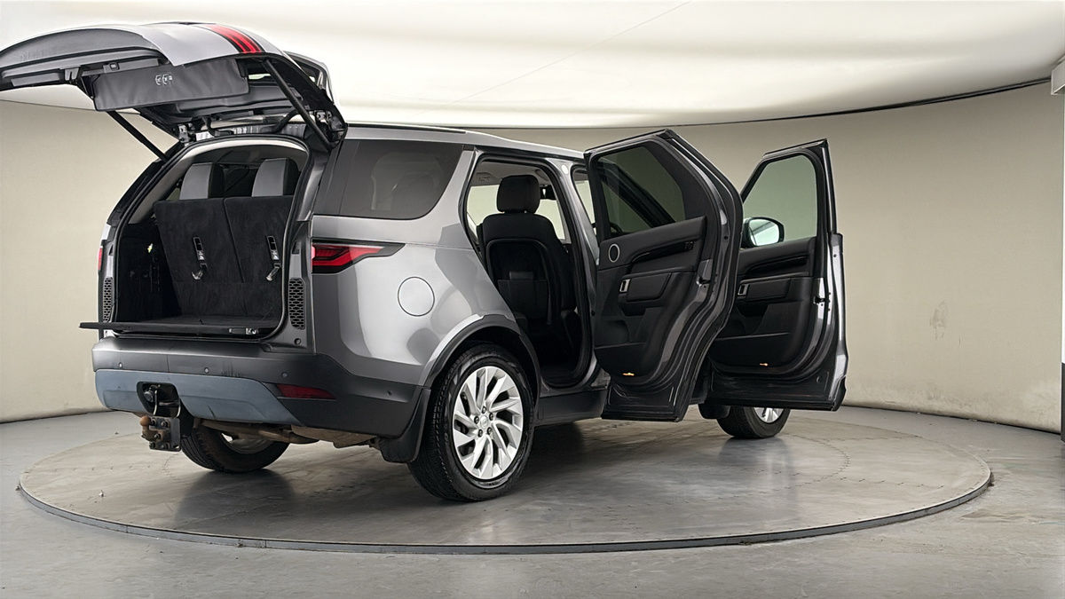 Used Land Rover Discovery 2022 for sale - 77836688: Photo 59