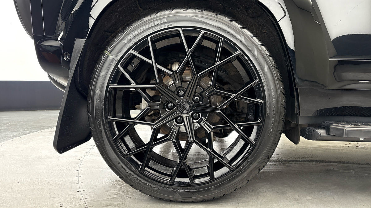 Used Land Rover Defender 110 2022 for sale - 76950911: Photo 10