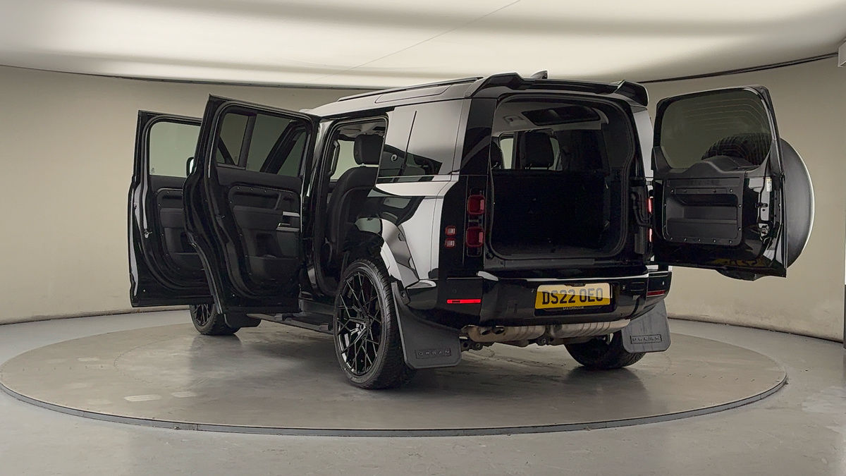 Used Land Rover Defender 110 2022 for sale - 76950911: Photo 23