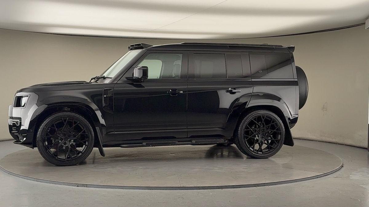 Used Land Rover Defender 110 2022 for sale - 76950911: Photo 33