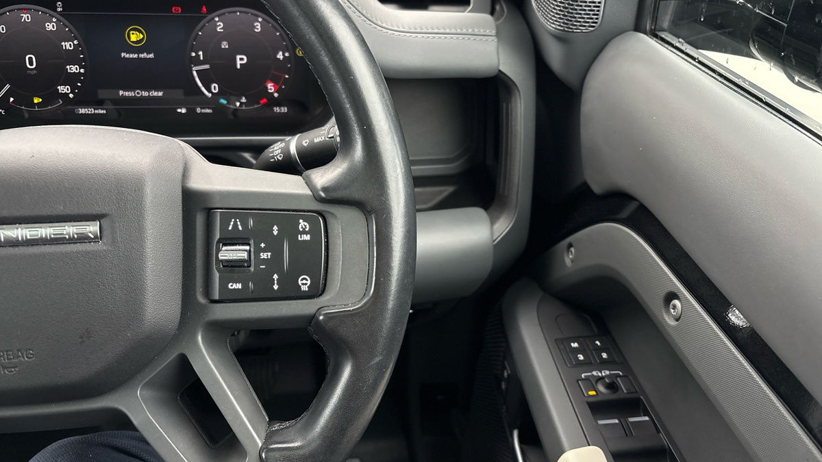 Used Land Rover Defender 110 2022 for sale - 76570847: Photo 14