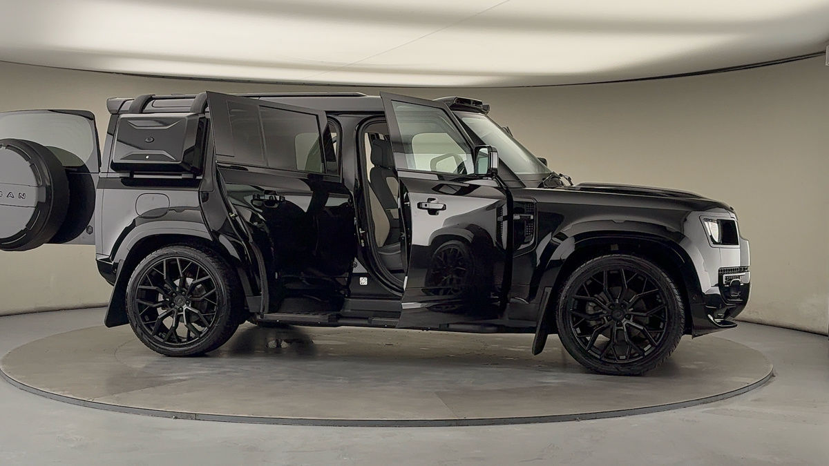 Used Land Rover Defender 110 2022 for sale - 76570847: Photo 61