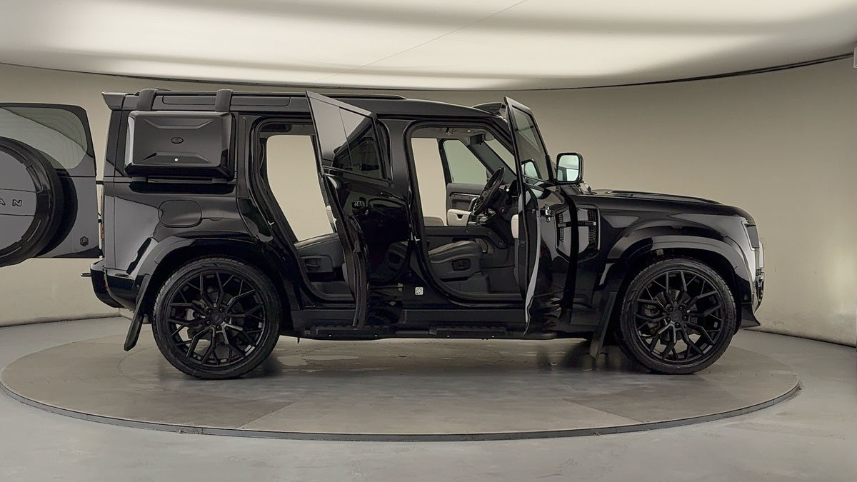 Used Land Rover Defender 110 2022 for sale - 76570847: Photo 62