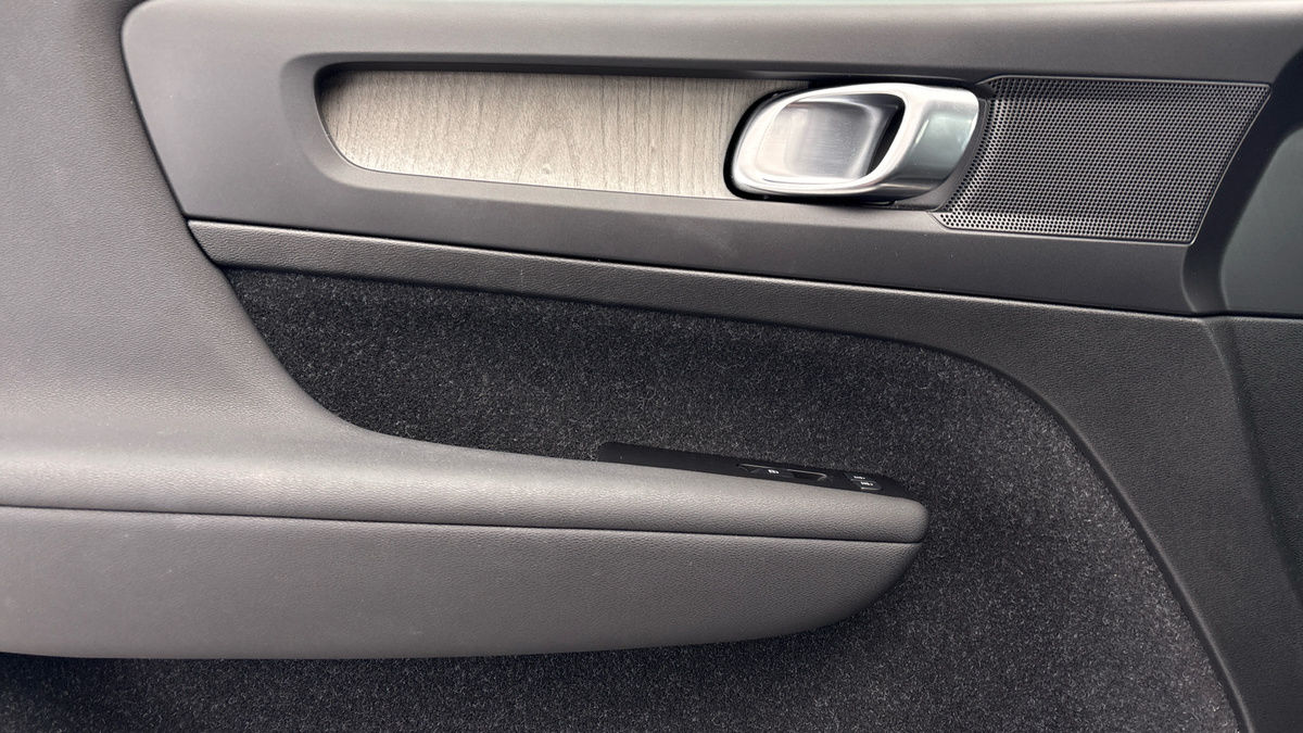 Used Volvo XC40 2021 for sale - 77990350: Photo 19