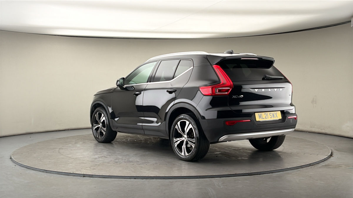 Used Volvo XC40 2021 for sale - 77990350: Photo 2