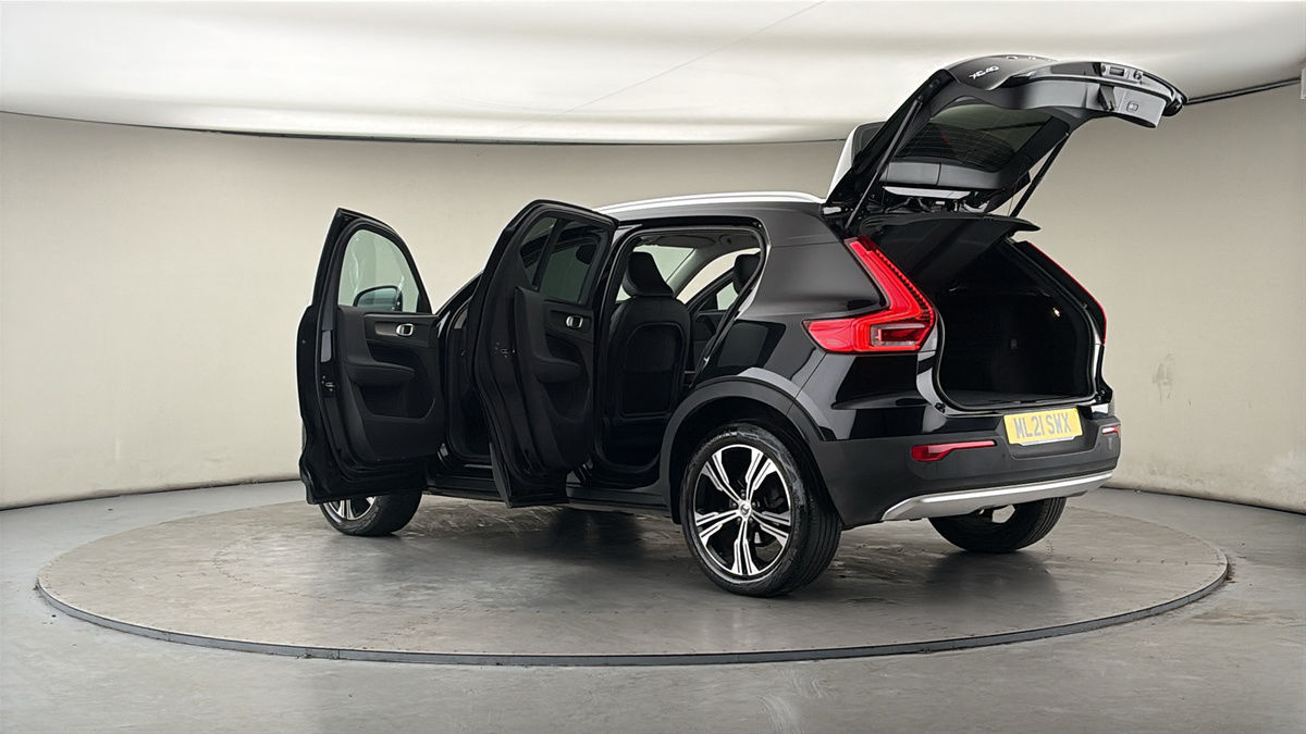 Used Volvo XC40 2021 for sale - 77990350: Photo 43
