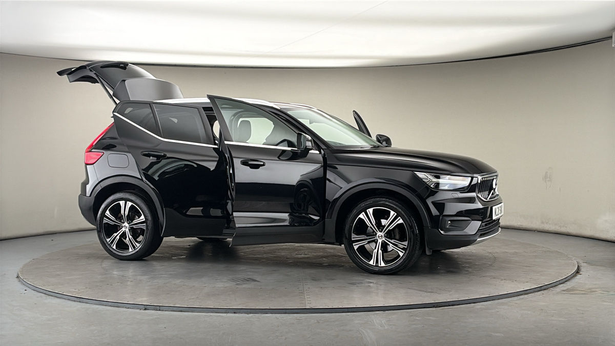 Used Volvo XC40 2021 for sale - 77990350: Photo 54