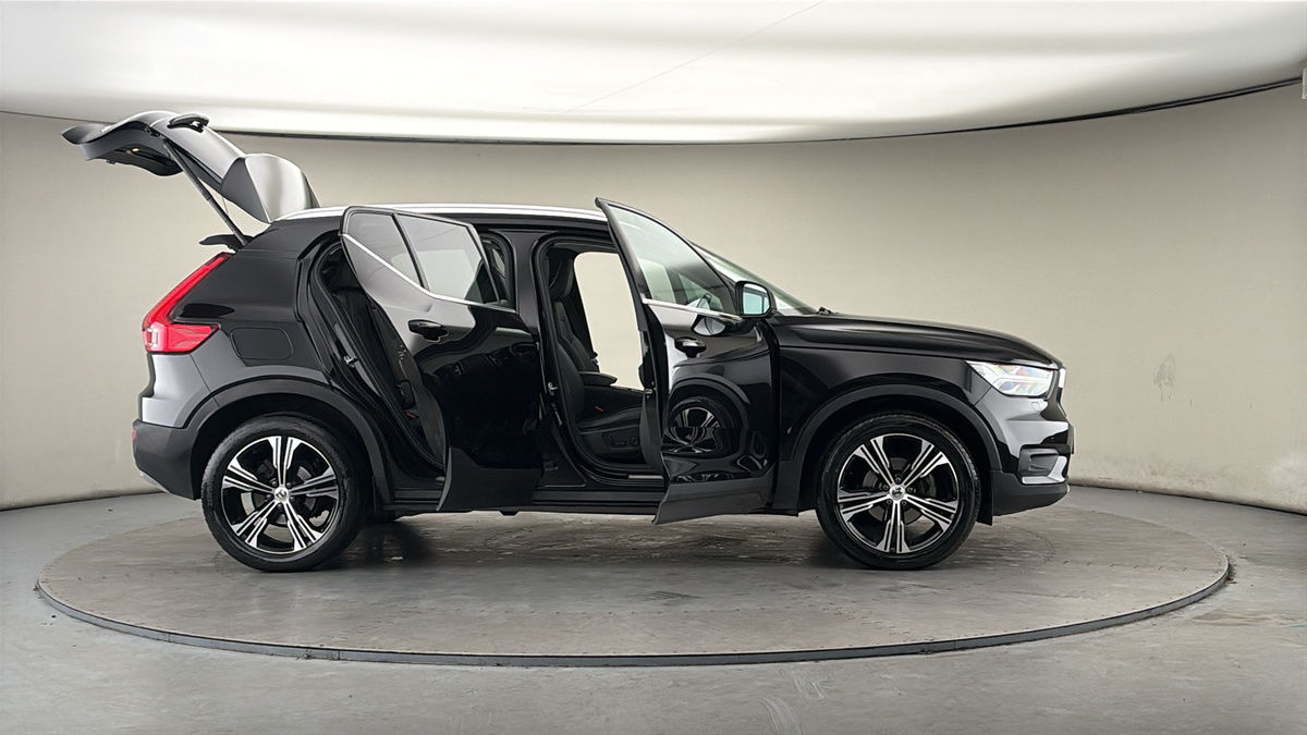 Used Volvo XC40 2021 for sale - 77990350: Photo 55