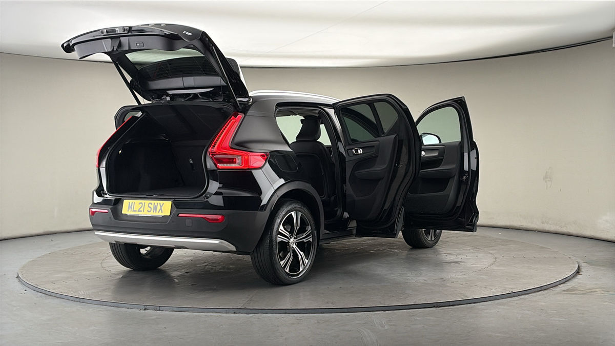 Used Volvo XC40 2021 for sale - 77990350: Photo 58