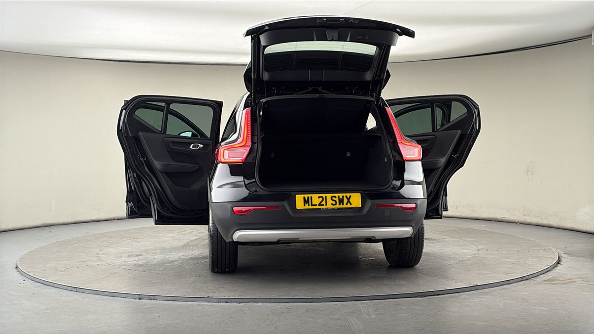 Used Volvo XC40 2021 for sale - 77990350: Photo 60