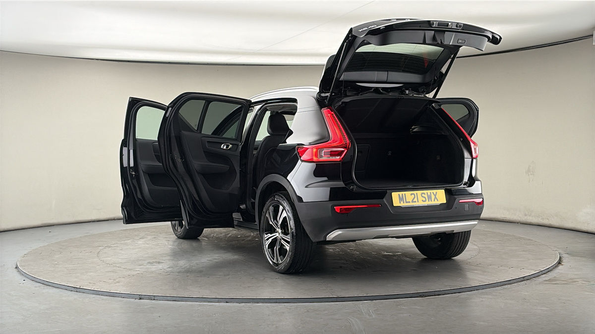Used Volvo XC40 2021 for sale - 77990350: Photo 61