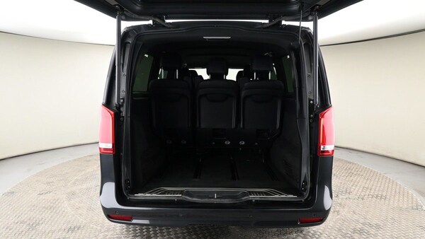 Used Mercedes-Benz V-Class 2023 for sale - 75222094: Photo 10
