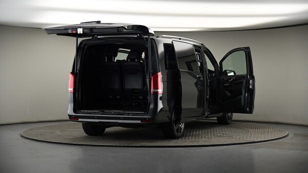 Used Mercedes-Benz V-Class 2023 for sale - 75222094: Photo 55