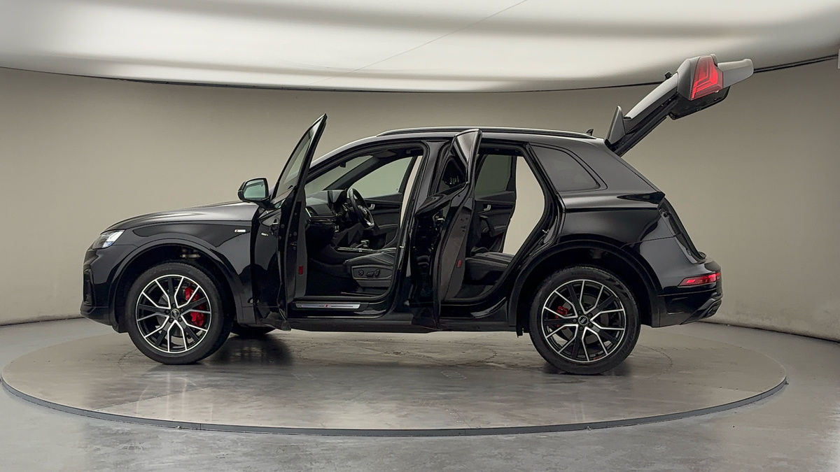 Used Audi Q5 2021 for sale - 76304620: Photo 46