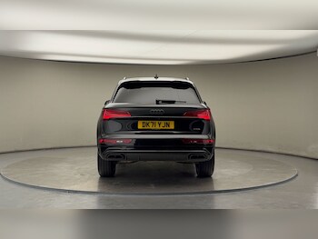 Used Audi Q5 2021 for sale - 76304620: Photo