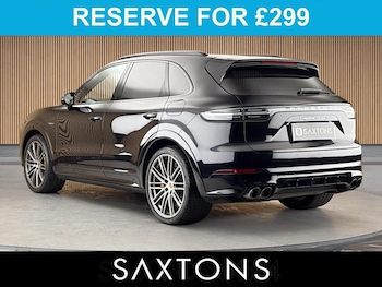 Used Porsche Cayenne 2021 for sale - 79236882: Photo