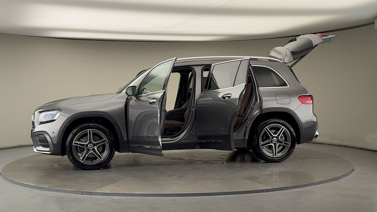 Used Mercedes-Benz GLB 2025 for sale - 76357229: Photo 49