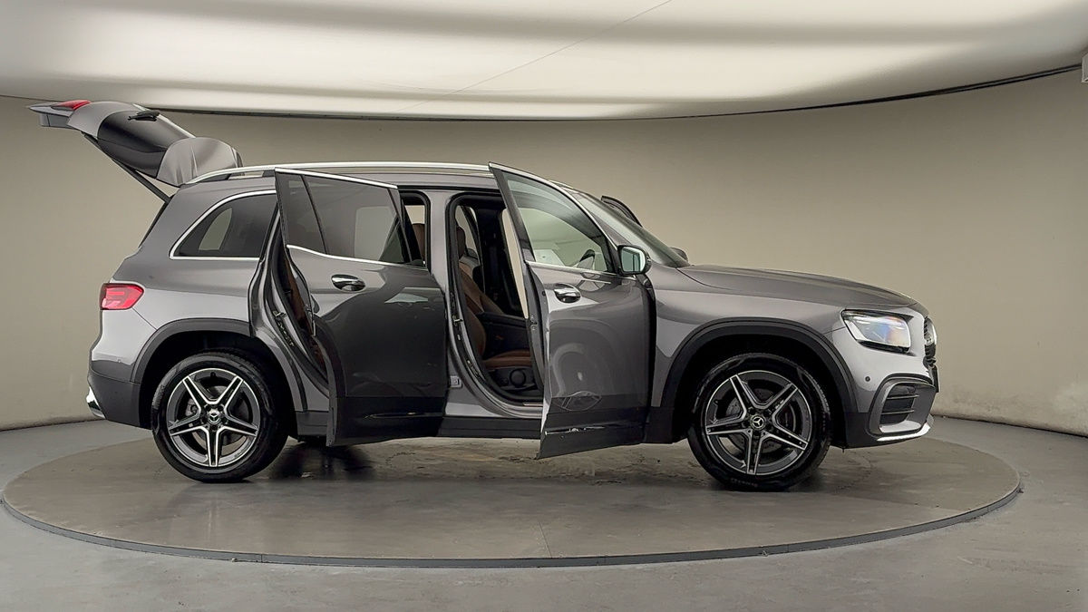 Used Mercedes-Benz GLB 2025 for sale - 76357229: Photo 57