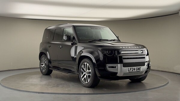 Used Land Rover Defender 110 2024 for sale - 76185923: Photo 1