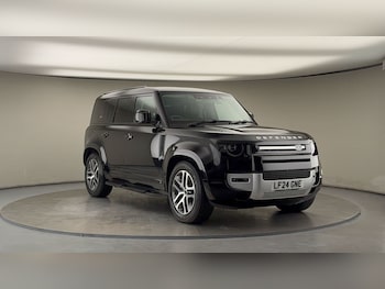 Used Land Rover Defender 110 2024 for sale - 76185923: Photo