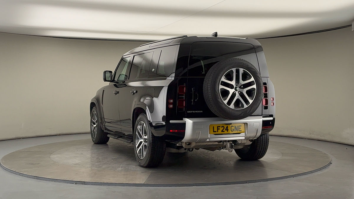 Used Land Rover Defender 110 2024 for sale - 76185923: Photo 42