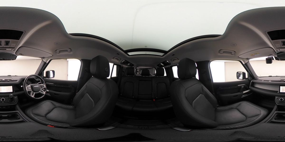 Used Land Rover Defender 110 2024 for sale - 76185923: Photo 44