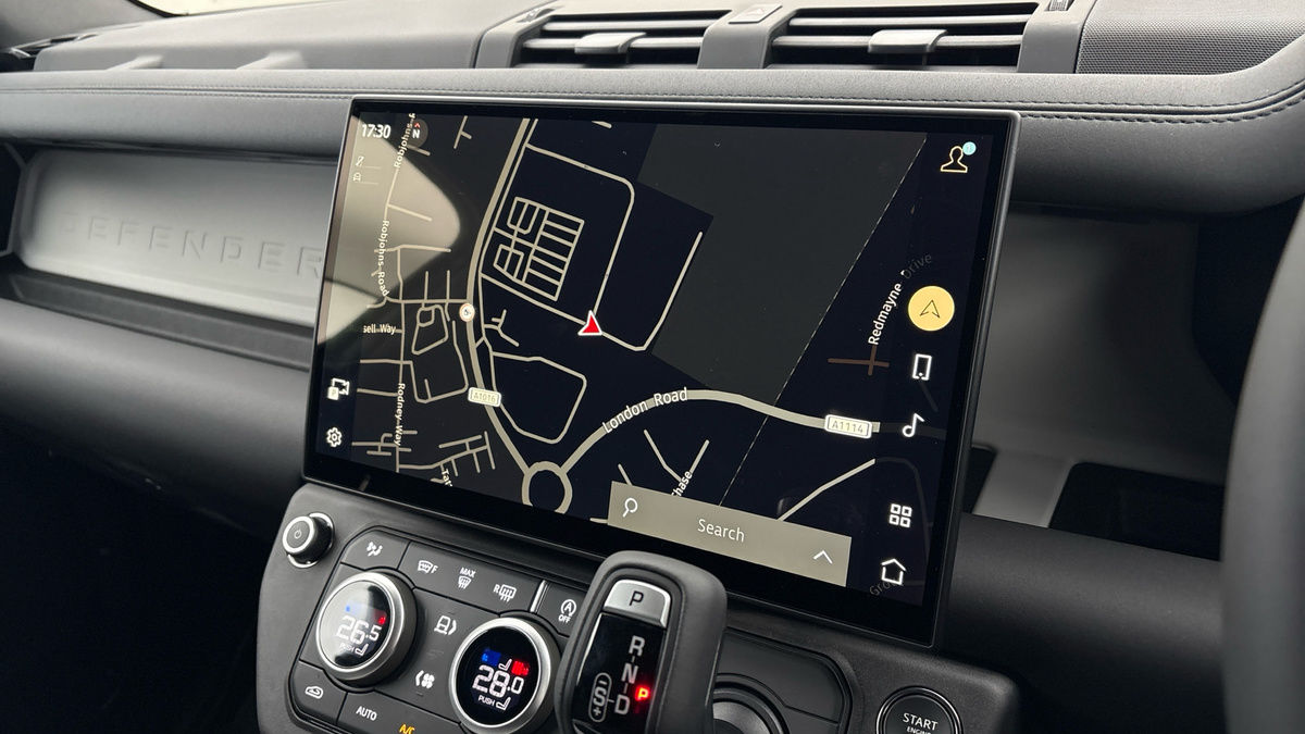 Used Land Rover Defender 110 2026 for sale - 77395054: Photo 17