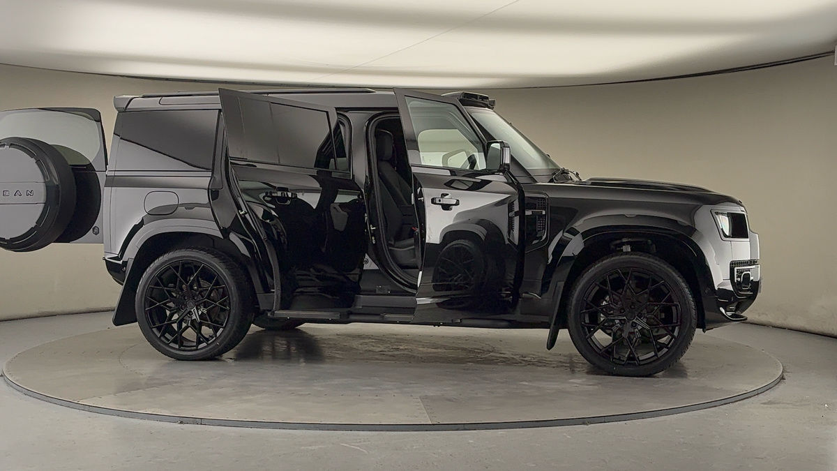 Used Land Rover Defender 110 2026 for sale - 77395054: Photo 58