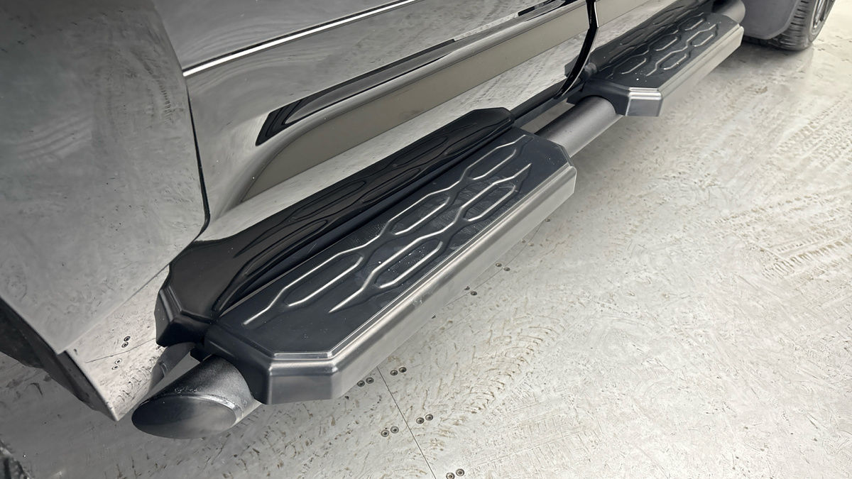 Used Land Rover Defender 110 2026 for sale - 77395054: Photo 6