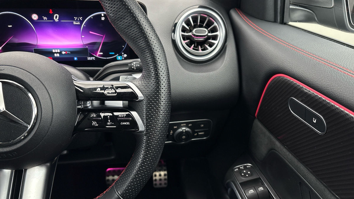 Used Mercedes-Benz GLB 2025 for sale - 76798984: Photo 14