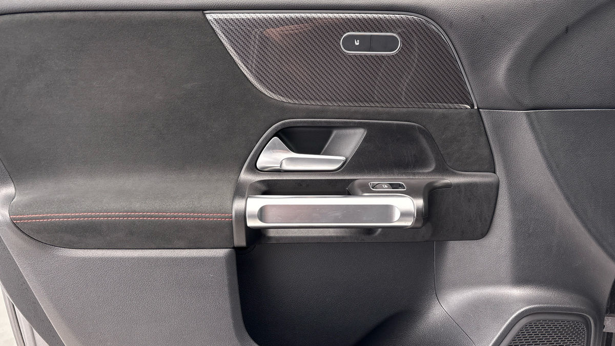 Used Mercedes-Benz GLB 2025 for sale - 76798984: Photo 19