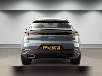 Used Porsche Cayenne 2024 for sale - 78228436: Photo