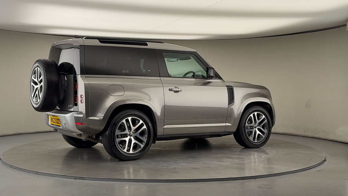 Used Land Rover Defender 90 2022 for sale - 76712258: Photo 41