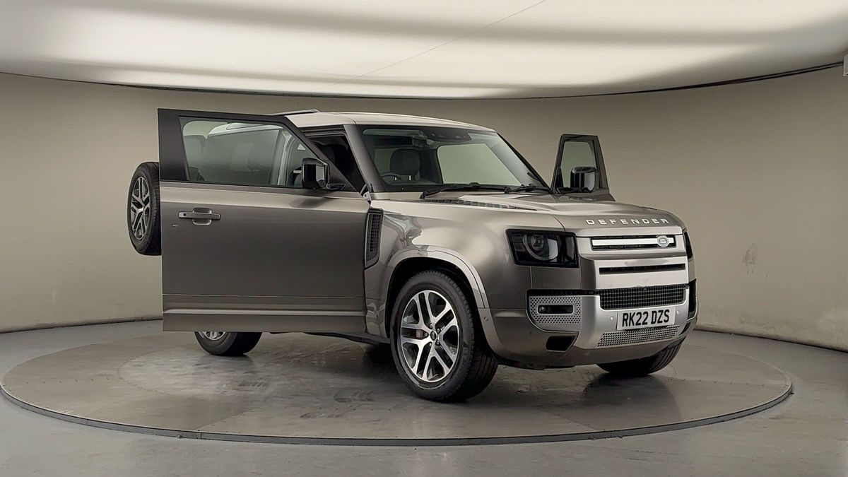 Used Land Rover Defender 90 2022 for sale - 76712258: Photo 56