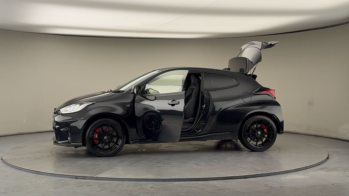 Used Toyota Yaris 2021 for sale - 77572486: Photo 49