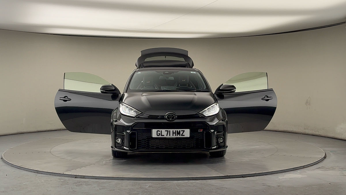 Used Toyota Yaris 2021 for sale - 77572486: Photo 53