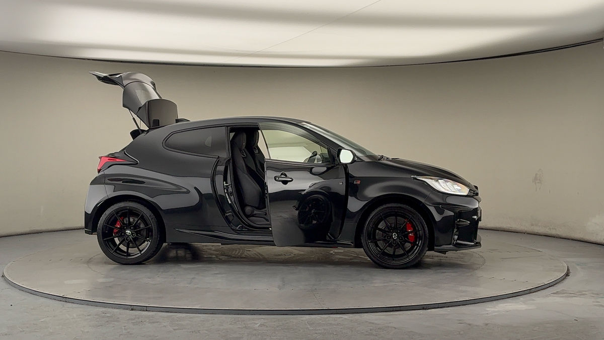 Used Toyota Yaris 2021 for sale - 77572486: Photo 57