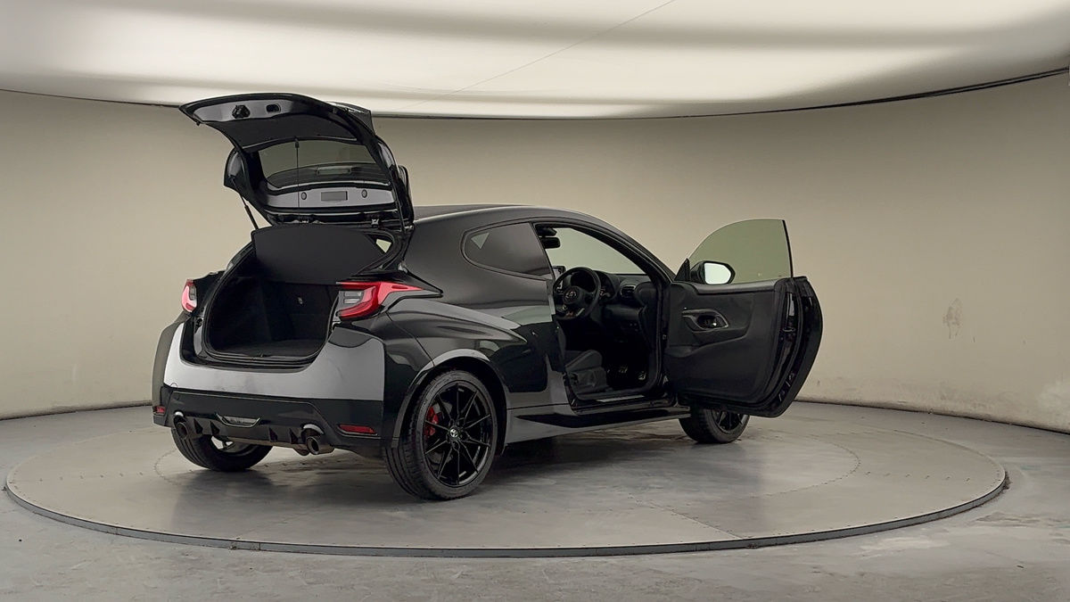 Used Toyota Yaris 2021 for sale - 77572486: Photo 60