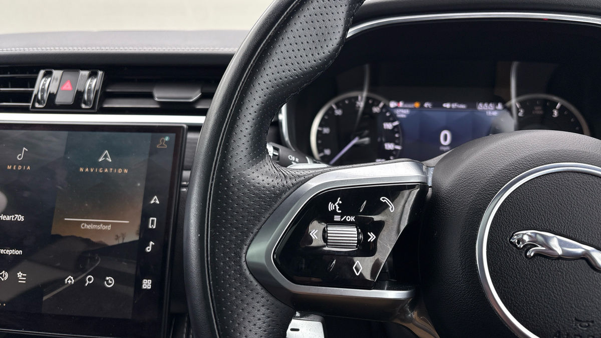 Used Jaguar F-Pace 2022 for sale - 76630366: Photo 13