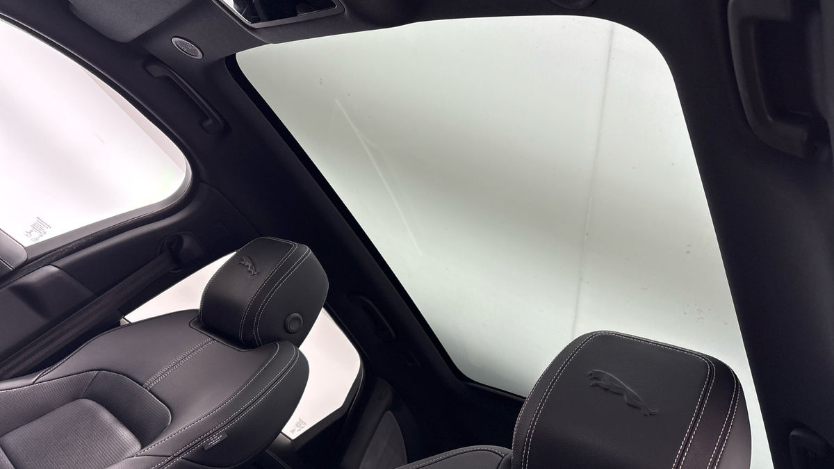 Used Jaguar F-Pace 2022 for sale - 76630366: Photo 6