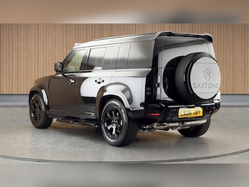 Used Land Rover Defender 110 2025 for sale - 78794159: Photo