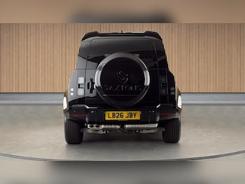 Used Land Rover Defender 110 2025 for sale - 78794159: Photo