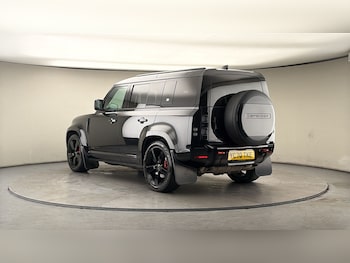 Used Land Rover Defender 2020 for sale - 78168179: Photo