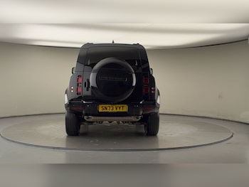 Used Land Rover Defender 90 2023 for sale - 77342462: Photo