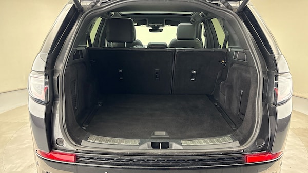 Used Land Rover Discovery Sport 2022 for sale - 75803173: Photo 11