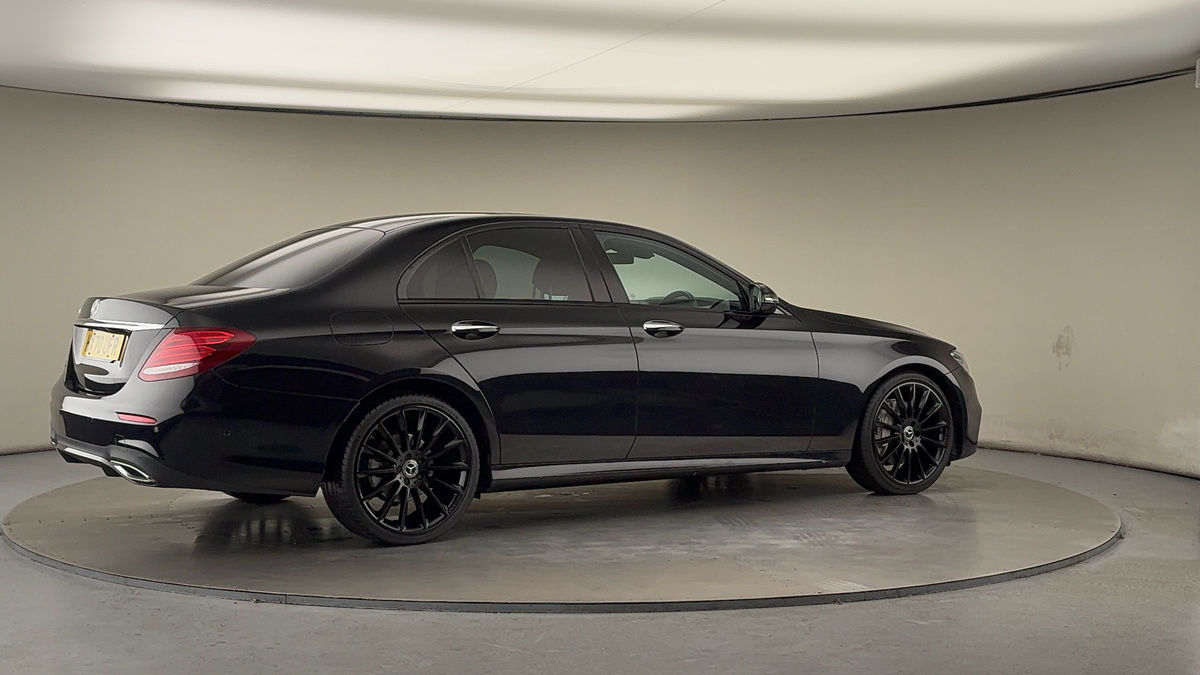 Used Mercedes-Benz E Class 2020 for sale - 75833417: Photo 40