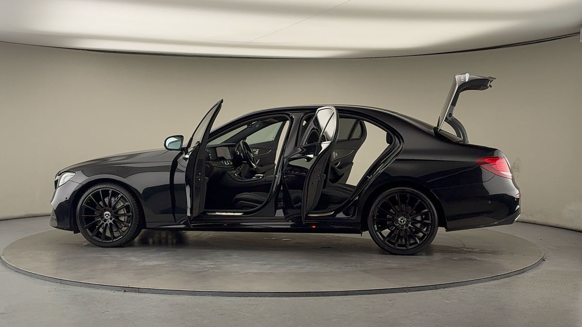 Used Mercedes-Benz E Class 2020 for sale - 75833417: Photo 48